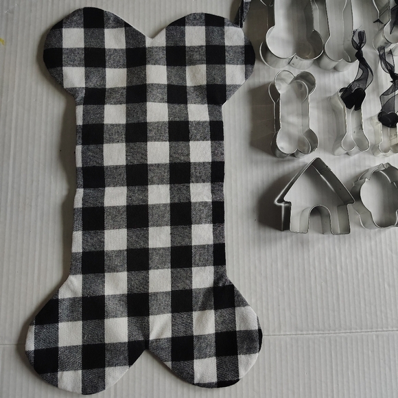 Buffalo Plaid Dog Stocking With Dog Bone Cookie Cutters Dog Christmas Ornaments - Picture 2 of 16